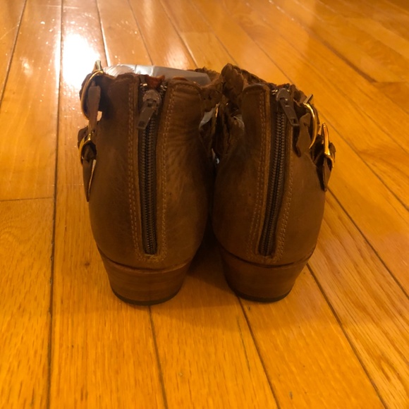 Amara leather booties new - Picture 5 of 7